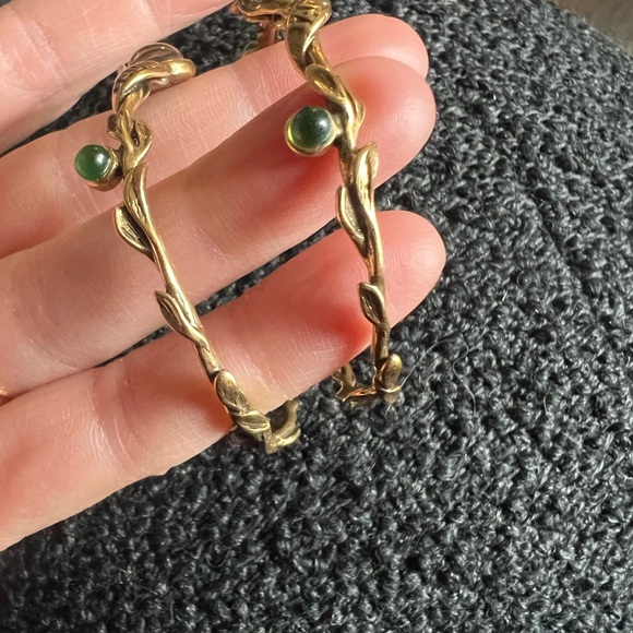 Elegant Gold and Green Women's hoop earrings - Picture 8 of 14